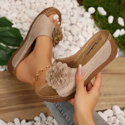 Maré Clara  | bloem slippers